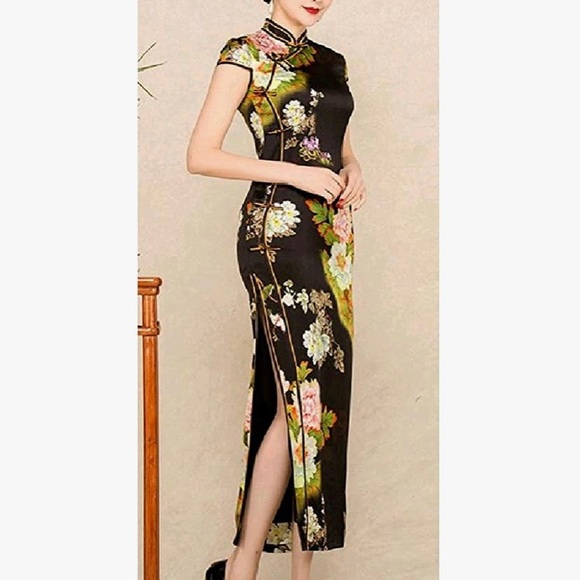 Dresses & Skirts - Traditional Chinese Silk Dress